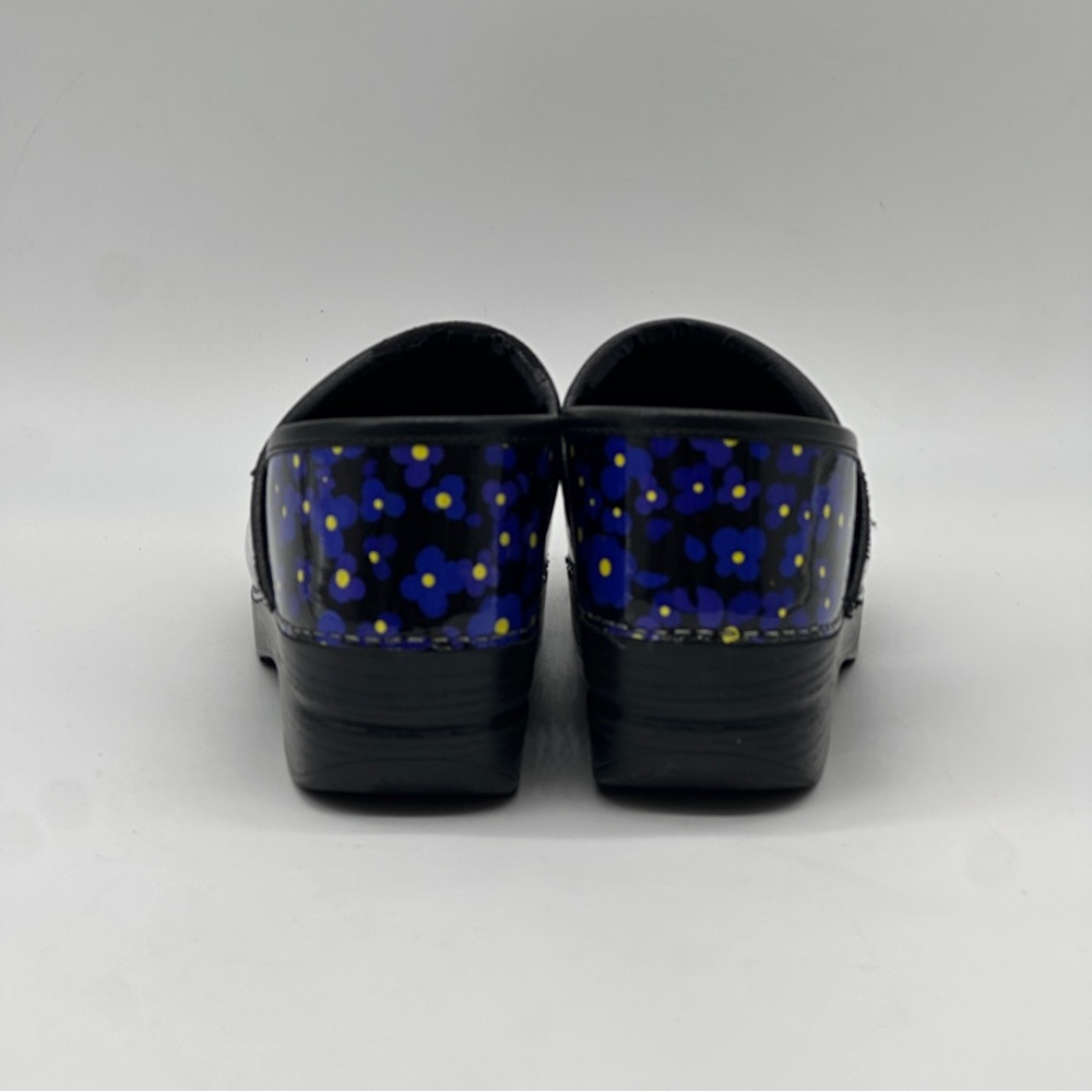 Dansko Professional Black and Blue Clogs. Size 8 - Picture 3 of 9